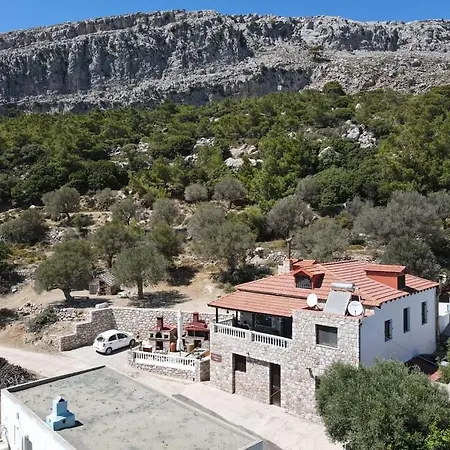 Casa de Férias Tsampika's Traditional Stone In Siana