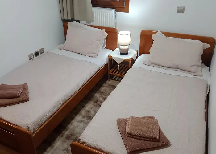 Dom wakacyjny Tsampika's Traditional Stone In