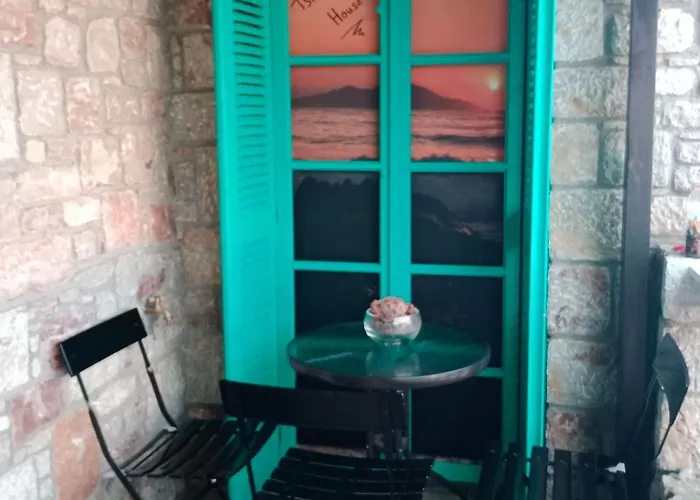 Casa de Férias Tsampika's Traditional Stone In