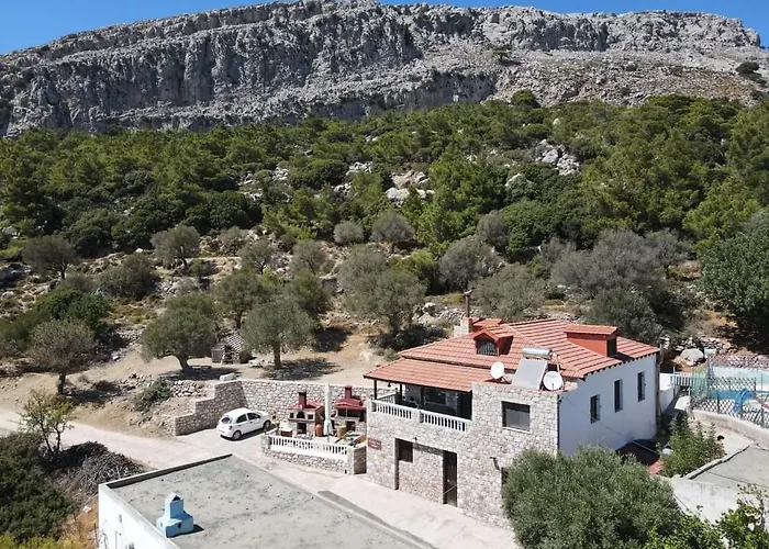 Casa de Férias Tsampika's Traditional Stone In Siana